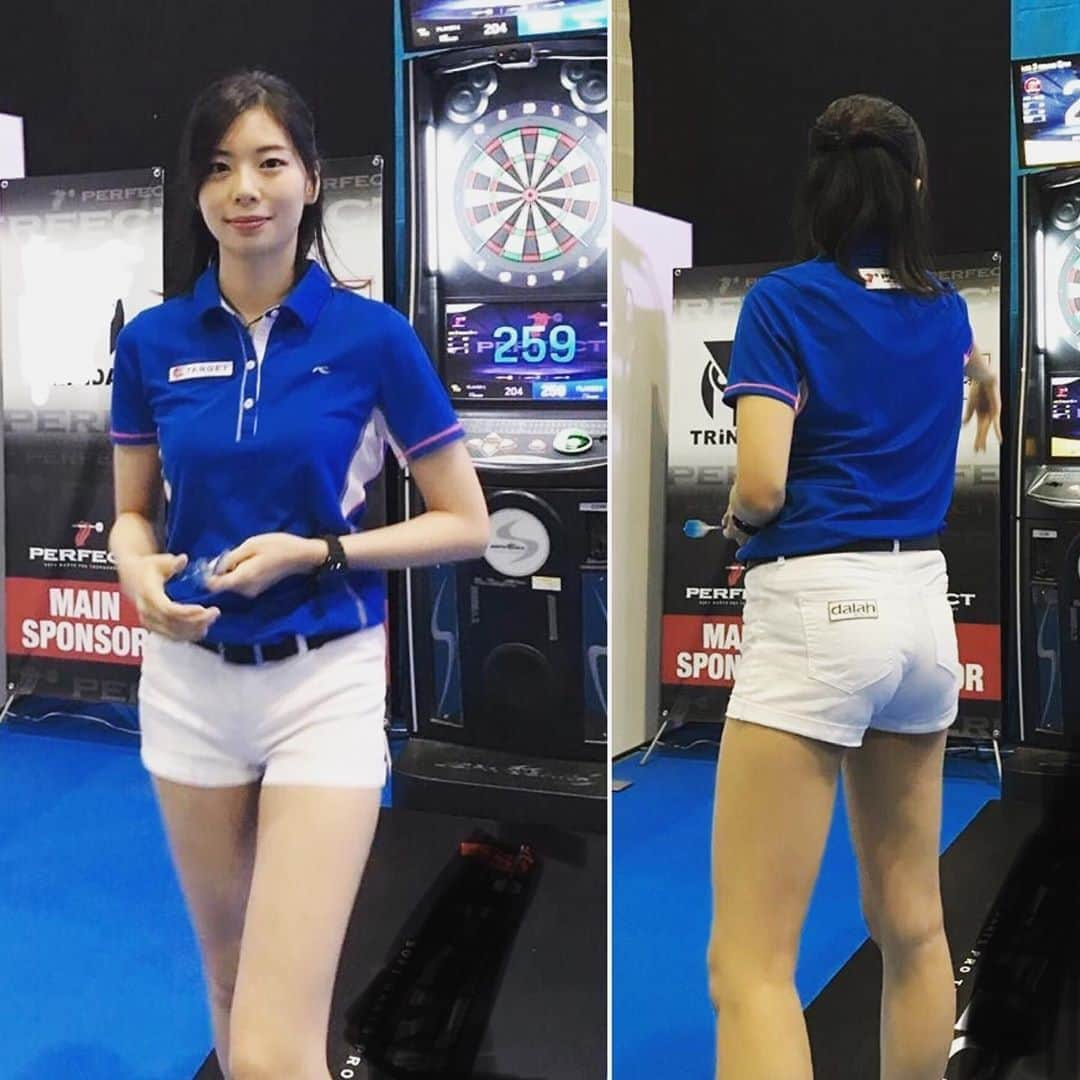 田渕亜季さんのインスタグラム写真 - (田渕亜季Instagram)「. 【My uniform collection】 Japanese darts player Aki Tabuchi 🎯 I will upload my image at random！ Would appreciate if you could share my instagram with the people all over the world . . .  #ダーツプレイヤー #ユニフォーム  #ユニフォーム女子  #axf #ダーツ #darts  #instadaily #me  #instagood #swag  #AkiTabuchi #targetdarts #teamtarget #ダーツプロ  #ダーツ #prodarts」9月6日 18時23分 - akitabuchi.official