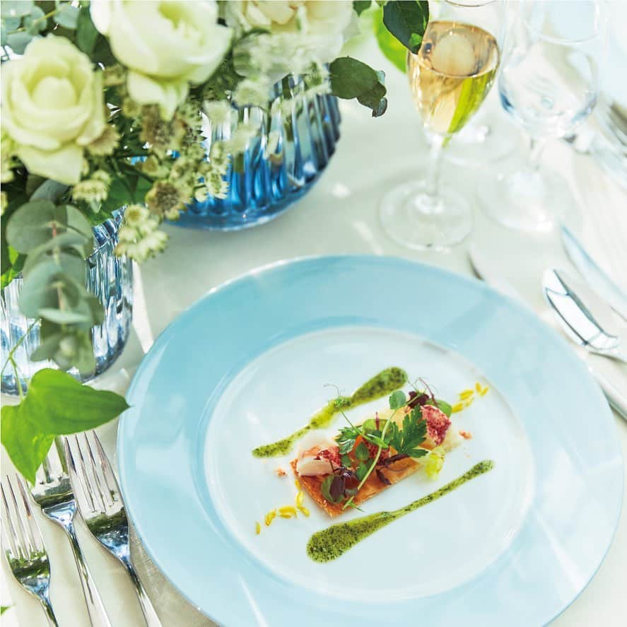 のインスタグラム：「﻿ ＼受賞歴を誇る／﻿ Dears Wedding自慢のお料理🍽✨﻿ ﻿ 新郎新婦さまはもちろん﻿ ゲストの皆様からも大好評です✨﻿ ﻿ ご試食付フェアで是非こだわりのお料理を﻿ お楽しみください🎶﻿ ﻿ フェア情報は各会場公式HPをCheck!🔍」
