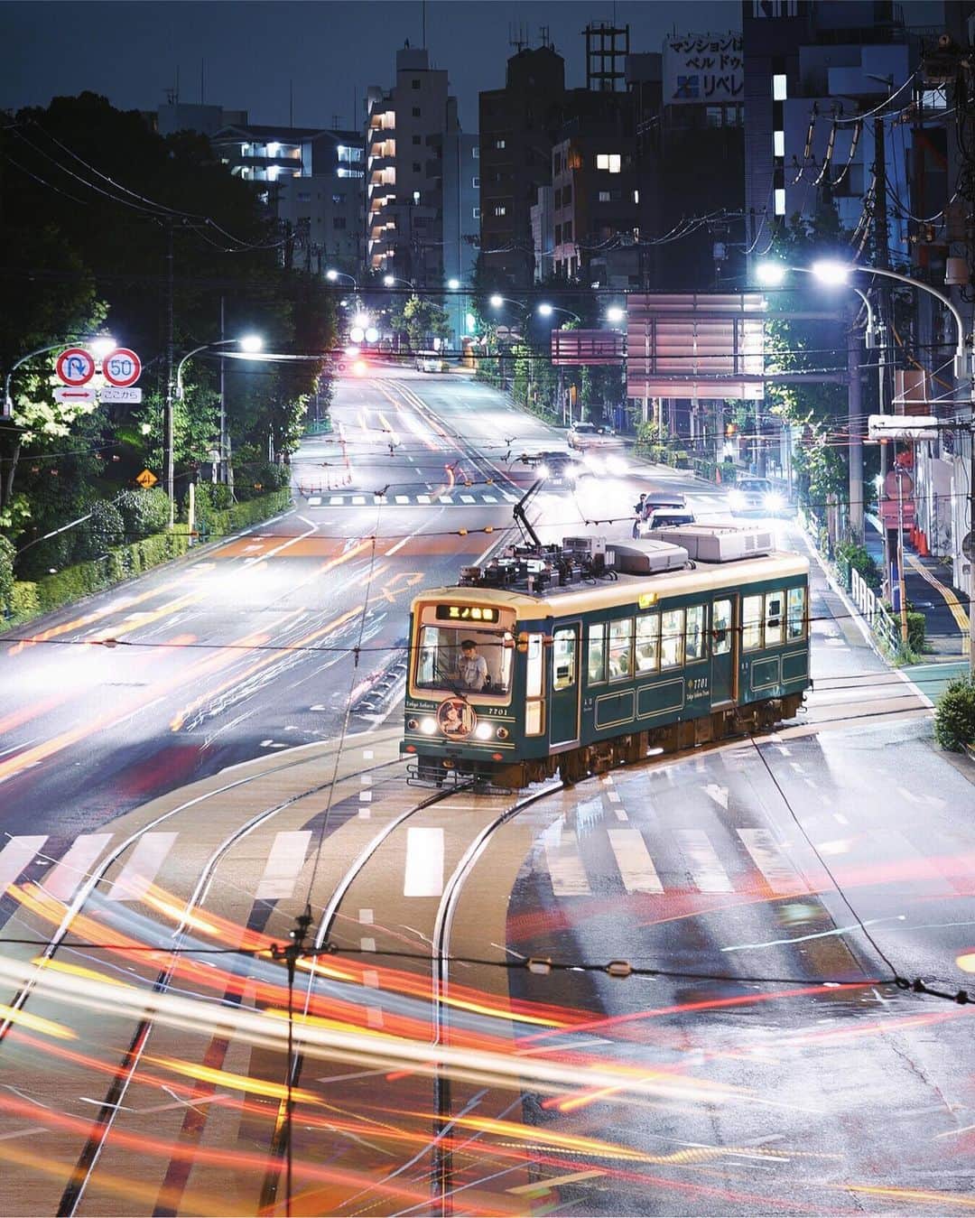masayaさんのインスタグラム写真 - (masayaInstagram)「東京さくらトラム Tokyo Sakura Tram 都営荒川線、小雨の日を待って撮影しました。 #Tokyo #東京 #荒川線」9月6日 19時21分 - moonlightice
