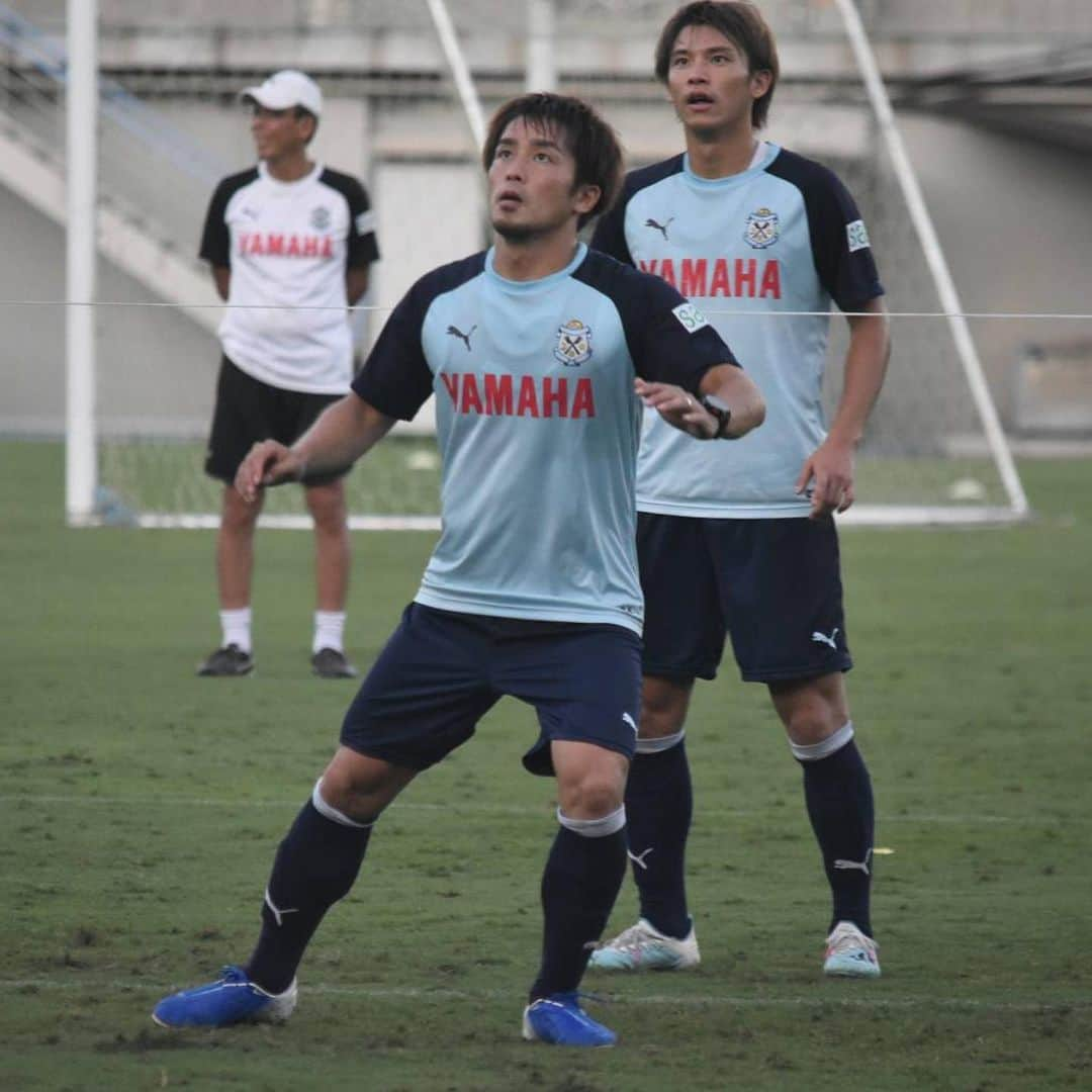 ジュビロ磐田さんのインスタグラム写真 - (ジュビロ磐田Instagram)「9/6(金)17:00＠大久保G  #J1 #soccer #football #Jubilo #Jleague #iwata #shizuoka #ジュビロ磐田 #サッカー #フットボール #Jリーグ #サックスブルー  #9月14日  #away  #川崎フロンターレ 戦」9月6日 19時35分 - jubiloiwata.official