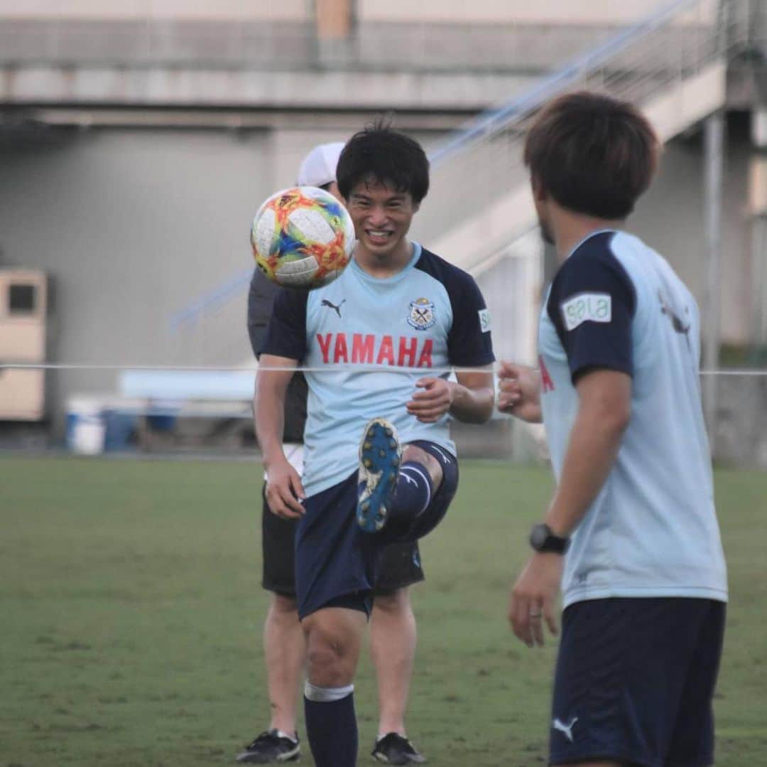 のインスタグラム：「9/6(金)17:00＠大久保G  #J1 #soccer #football #Jubilo #Jleague #iwata #shizuoka #ジュビロ磐田 #サッカー #フットボール #Jリーグ #サックスブルー  #9月14日  #away  #川崎フロンターレ 戦」