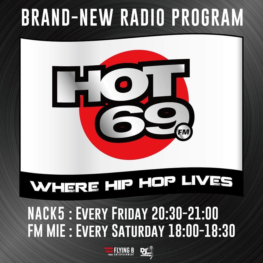 のインスタグラム：「＜今夜はHOT69🔥＞ 📻冠番組「HOT69」が本日20:30よりNACK5でオンエア！ 今週と来週はゲストに @jasmilicious さんをお迎えしてお届けです！！ FM三重では明日の18:00から放送となります！ お聞き逃しなく！！ - ■「HOT69」 NACK5：毎週金曜20:30 - 21:00 FM三重：毎週土曜18:00 - 18:30 ★ラジオアプリradikoでもお聞き頂けます！ - #ak69 #FlyingB #DefJamRecordings #DAWN #japan #hiphop #radio #HOT69 #nack5 #FM三重 #メモリード #memolead #jasmine」
