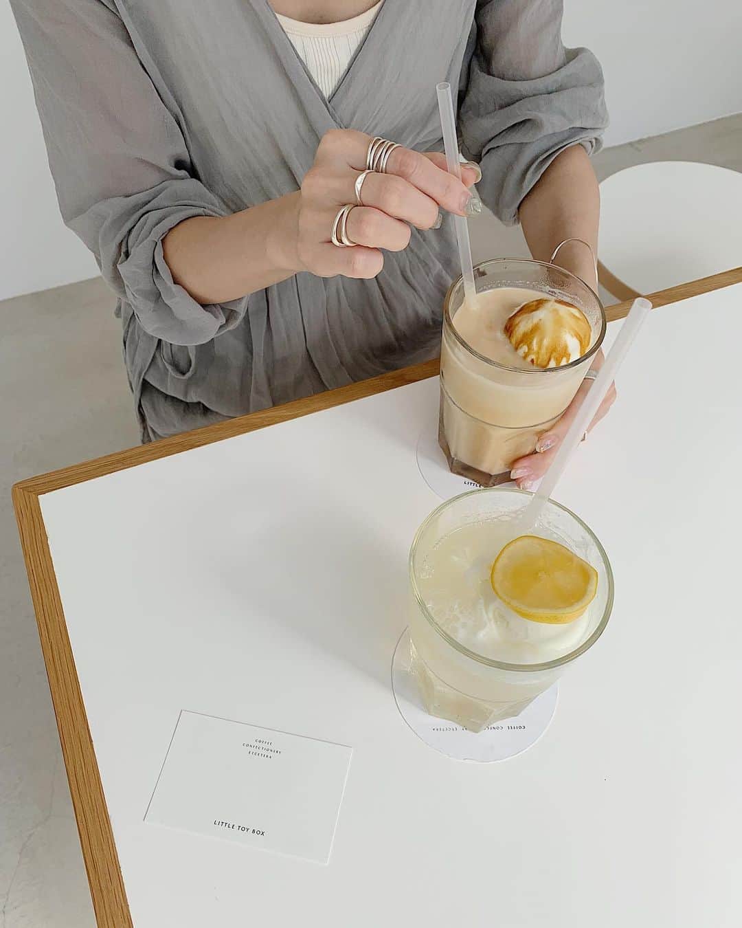 工藤はるかさんのインスタグラム写真 - (工藤はるかInstagram)「ㅤㅤㅤㅤㅤㅤㅤㅤㅤㅤㅤㅤㅤ カフェラテにミルクアイスのせ、 美味しすぎた🍨❤︎ そして店員さんも素敵な方で.. また行きたくなるカフェ( ´⚰︎` ) ㅤㅤㅤㅤㅤㅤㅤㅤㅤㅤㅤㅤㅤ つぎはレモネード飲もう🍋 ㅤㅤㅤㅤㅤㅤㅤㅤㅤㅤㅤㅤㅤ #harぐるめ」9月6日 20時33分 - har_326