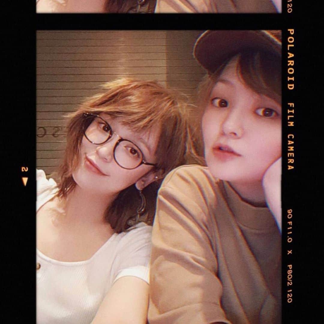 Soweluのインスタグラム：「来週10日21:00〜22:00 ゆうこがパーソナリティをしているラジオ📻Rainbow townの ミュージックデリバリーに公開生で出演します！ 11/5B.D Liveの楽しみなことや 最近の制作秘話、餃子部🥟について？などいろいろ話すのでぜひ帰りにお立ち寄りくださいまし🌝✨ ・ ・ #rainbowtown #musicdelivery  #radio #浅見ゆうこ」