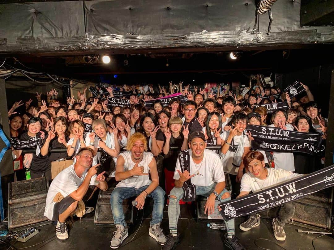 SHiNNOSUKEさんのインスタグラム写真 - (SHiNNOSUKEInstagram)「S.T.U.W初ライブ！！ 本当に暖かい空気の中楽しい時間をありがとう！！ めっちゃ楽しかった！  そして皆に会えてよかった！  ありがとう、ただいま！！ #stuw #live #nagoya #zion」9月6日 21時07分 - shinnosuke_rookiez
