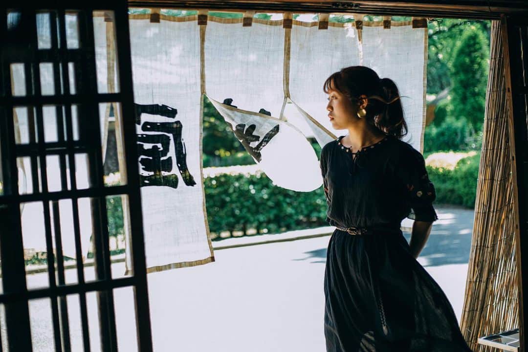弘松菜摘のインスタグラム：「. . 夏の風が好き . .」