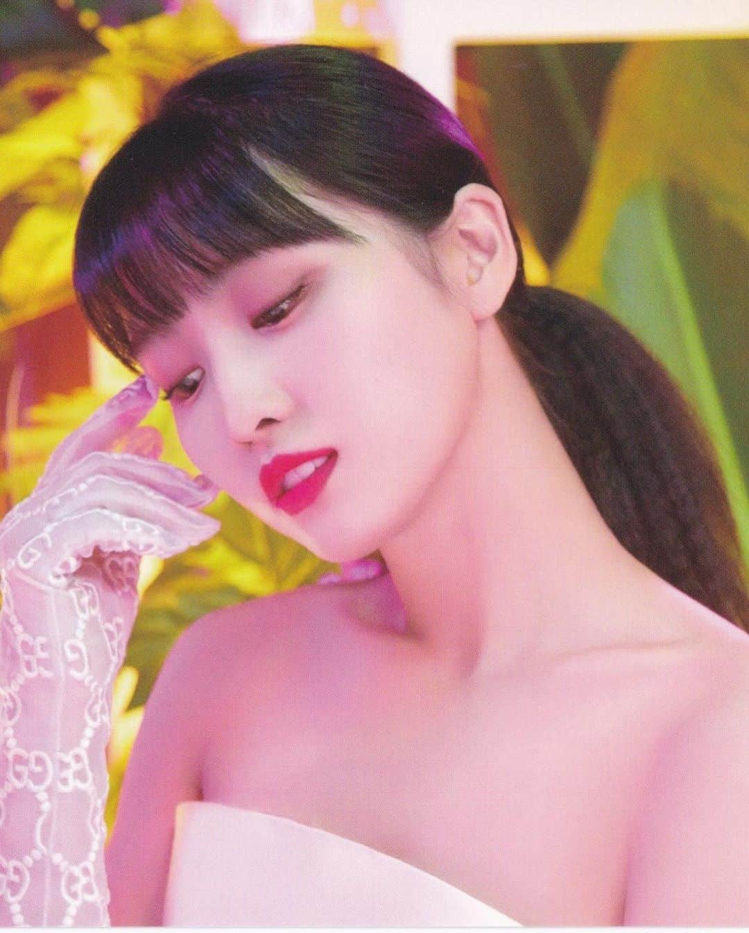 モモさんのインスタグラム写真 - (モモInstagram)「♡ [Scan] 190905 - <Breakthrough> Photocards Scans  #MOMO #트와이스 #모모 #平井もも #もも #TWICE © owner」9月6日 21時24分 - momojype