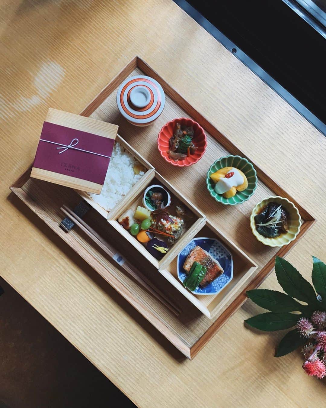 金セアルのグルメインスタ