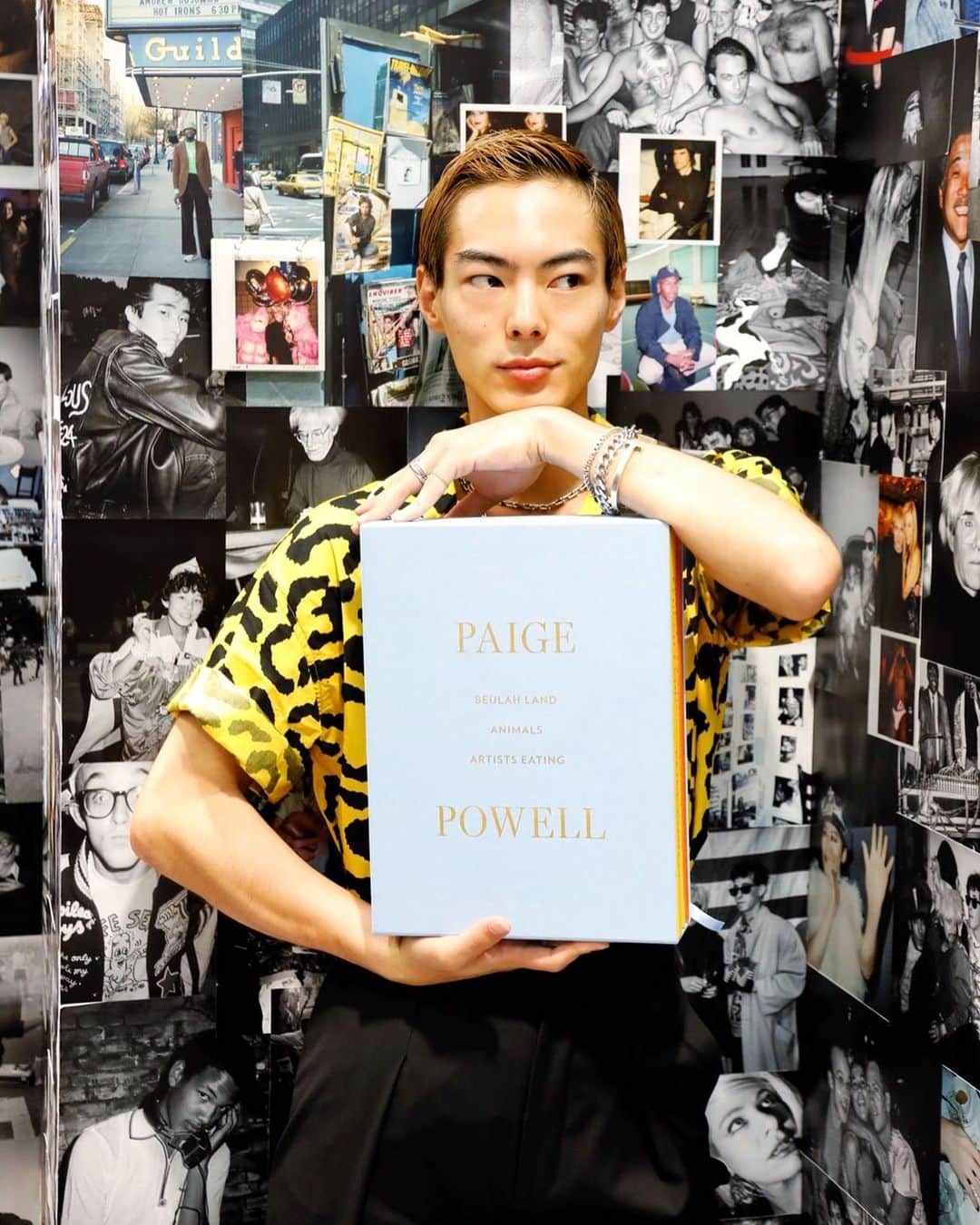 のインスタグラム：「PAIGE POWELL . ペイジパウエルの写真展が ドーバーストリート銀座でやってるよ 限定版写真集買おっかな  80年代ゆっくりじっくり調べよっと❤️ . . . #Gucci #beulahland_tokyo #paigepowell #happytime」