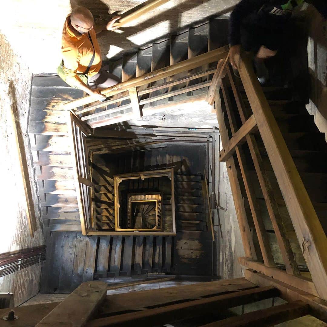 ブロンテ・バラットさんのインスタグラム写真 - (ブロンテ・バラットInstagram)「500 stairs was worth the view in Bologna 🙃 #murphymoon」9月6日 22時34分 - brontebarratt