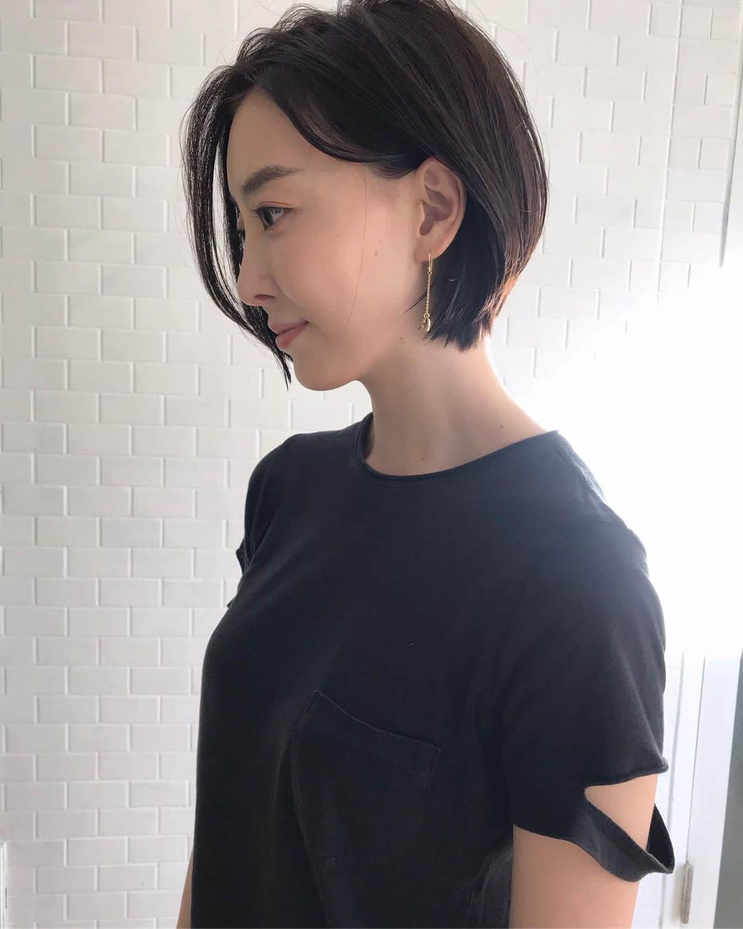 ショートヘアカタログ・紺野 善仙さんのインスタグラム写真 - (ショートヘアカタログ・紺野 善仙Instagram)「🔌 @maipu0125  #紺野ショート」9月6日 22時37分 - nori190