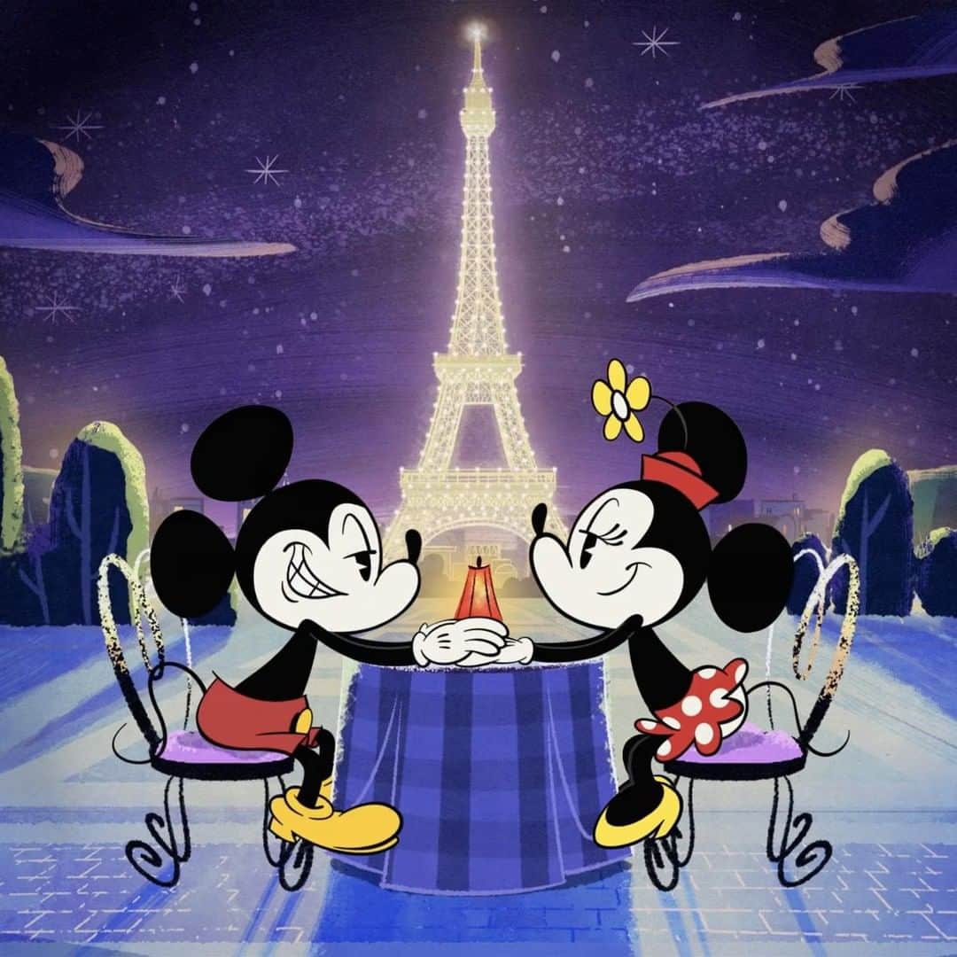 ミッキーマウスさんのインスタグラム写真 - (ミッキーマウスInstagram)「From Paris, with lots of love. 💙 Who do you want to take on a romantic date?」9月6日 23時00分 - mickeymouse