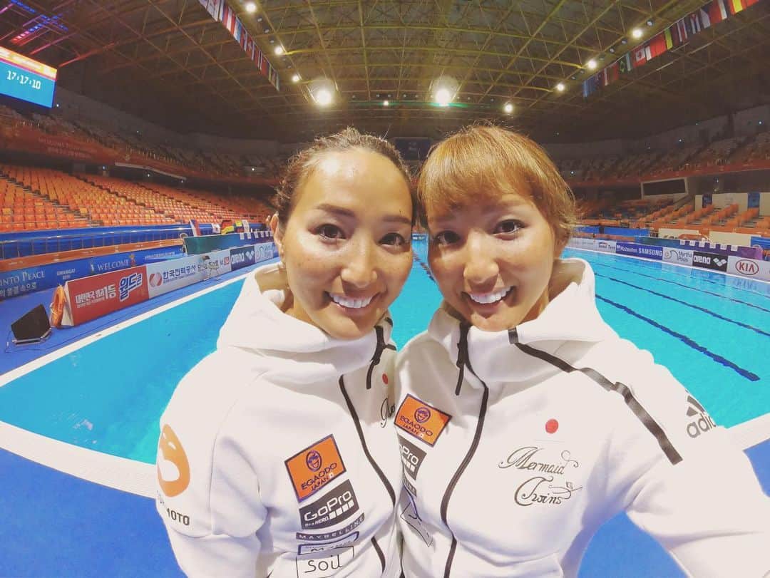 木村真野のインスタグラム：「#mayasaya #adidas #adidastokyo #adidastwins #egaodo #studiomaya #soil #maybelline #gopro #goprojp #goprotwins #GoProAthlete #twins #artisticswimming #marmeidtwins #tyr @adidas @adidastokyo @tyrsport @tyr_japan @gopro @goprojp @mayasaya_kimura @maybelline @studiomaya_kato_japan @meiko_matsuo @isurugisoil」