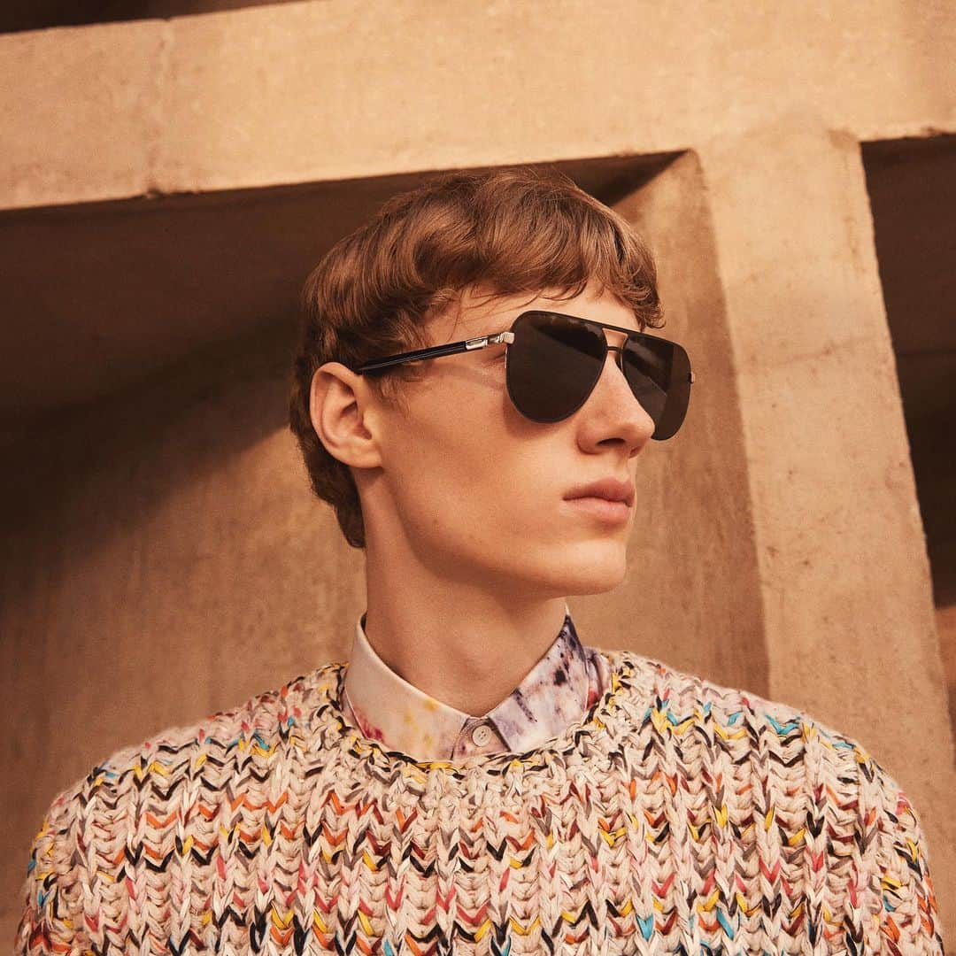 ベルルッティさんのインスタグラム写真 - (ベルルッティInstagram)「- CAPITOL COMPLEX - The #Berluti Winter 2019 Collection by @kris_van_assche -  Introducing the “Bright” Sunglasses from the Berluti Eyewear Collection made in collaboration with @theliosofficial, a classic metal Pilot.  Photographed by @ronan_gallagher__ in Chandigarh, India - Styling by @mauricionardi -」9月6日 23時46分 - berluti