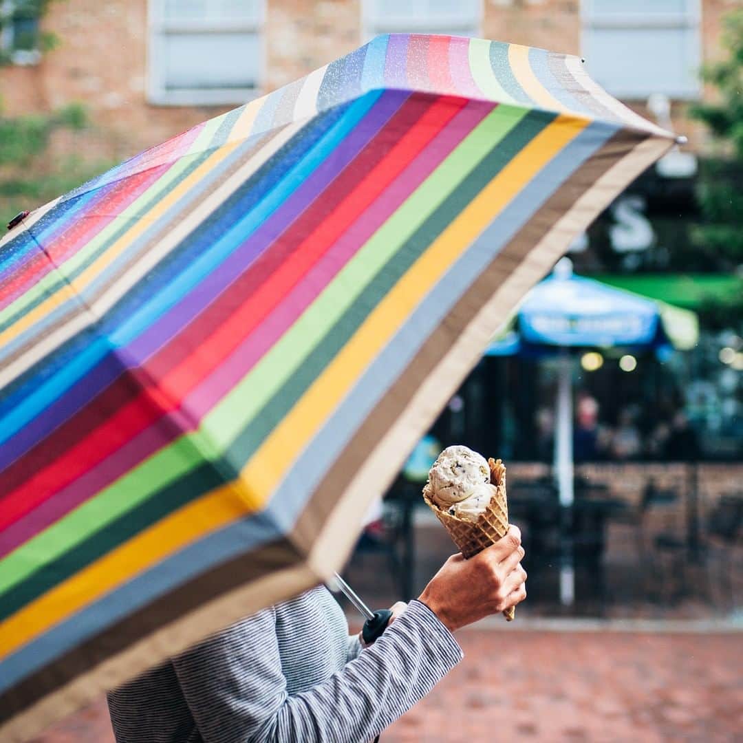 Ben & Jerry'sさんのインスタグラム写真 - (Ben & Jerry'sInstagram)「100% chance of euphoria.⁠ ⁠ Find your nearest Scoop Shop at the link in our bio! 🍦」9月6日 23時55分 - benandjerrys