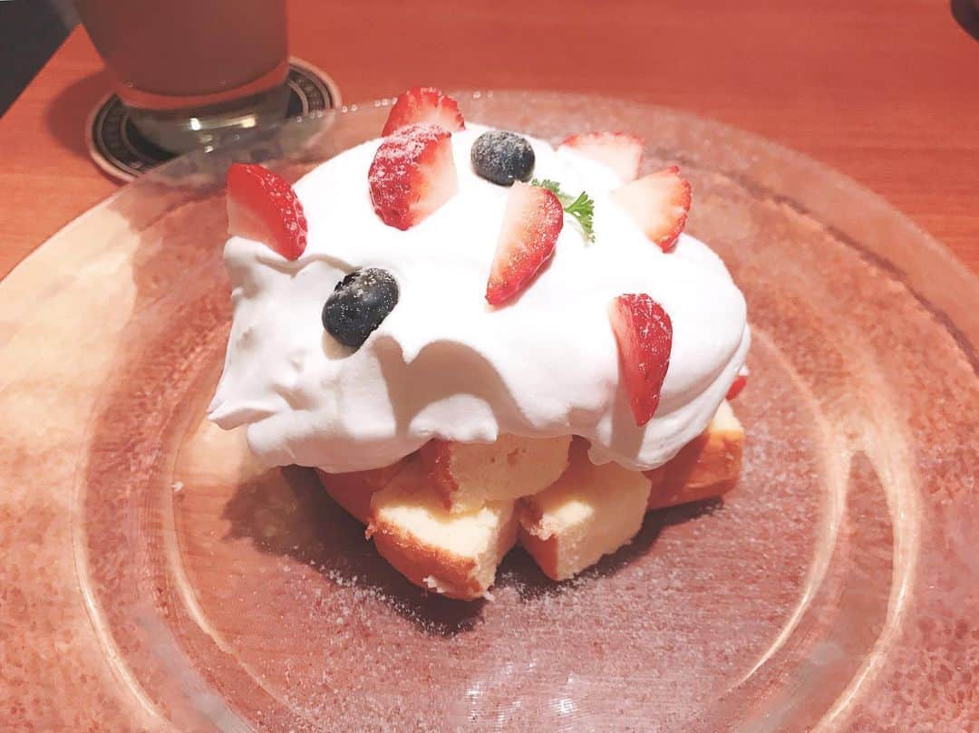 綾瀬麗奈のグルメインスタ