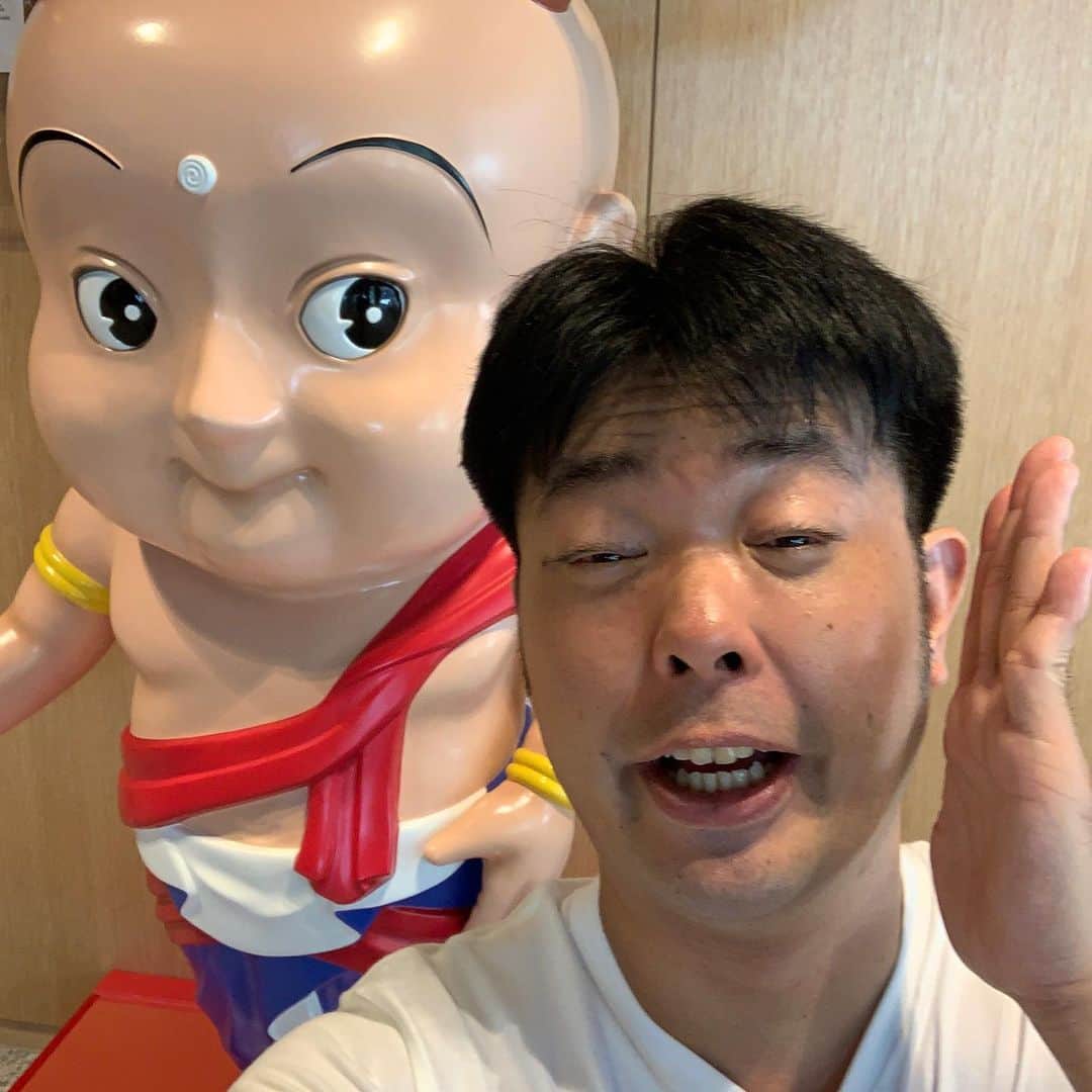 のインスタグラム：「気絶せんとくん  せんとくんにすごい見られて気絶  #あるある探検隊#レギュラー#気絶#気絶の日々#ギャグ#奈良#ご当地#キャラ#見られる#TKO#木下さん#じゃないよ」