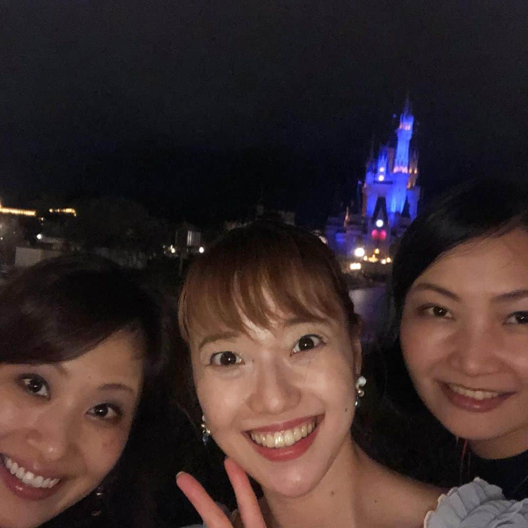 愛水せれ奈さんのインスタグラム写真 愛水せれ奈instagram ディズニーランド 夜ディズニー アフター5 ディズニーキャスト ミッキーマウス Mickeymouse 3人姉妹 幼なじみ 9月7日 0時13分 Airi ari Aimi