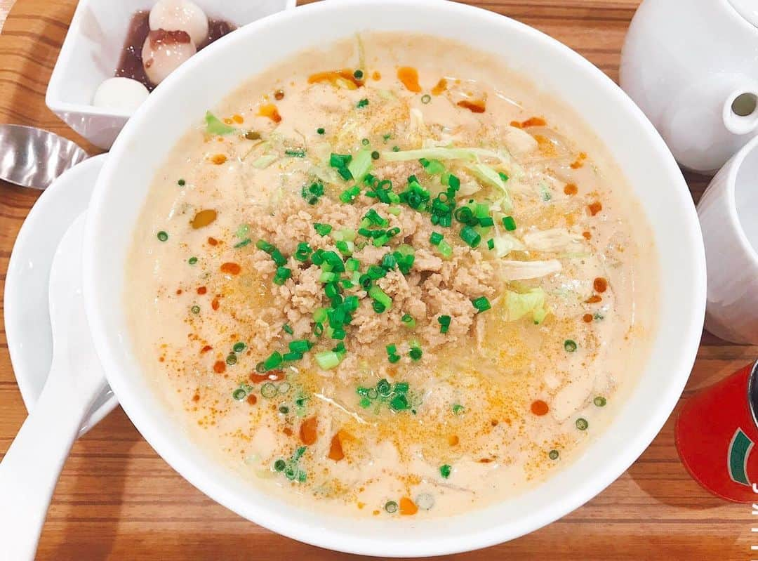 宮﨑真実さんのインスタグラム写真 - (宮﨑真実Instagram)「いつかのランチ🍜坦々うどん👏  @nanasgreenteaseattle  #みらいながさきココウォーク  #ココウォーク #長崎 #長崎市 #長崎グルメ #飯 #長崎カフェ  #nagasaki #nagasakicafe  #nagasaki365 #坦々うどん  #坦々麺」9月7日 11時30分 - miyazakimami.spocom