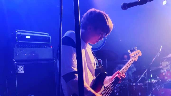 のインスタグラム：「昨晩の『five』。 リアクション ザ ブッタとツーマンライブでした。 仙台の皆さまありがとう！ そしてリアクション ザ ブッタのみんなもツアーに呼んでくれてありがと。  これから台湾へ行ってきます！  #Bentham #リアクションザブッタ #仙台enn3rd #five #bass #bassist #bassplayer #bassporn #bassguitar #bassgram #electricbass #freedomcgr #fender #jazzbass #fenderjazzbass #jb #bassman #2019年夏フェスの〆は台湾にて」