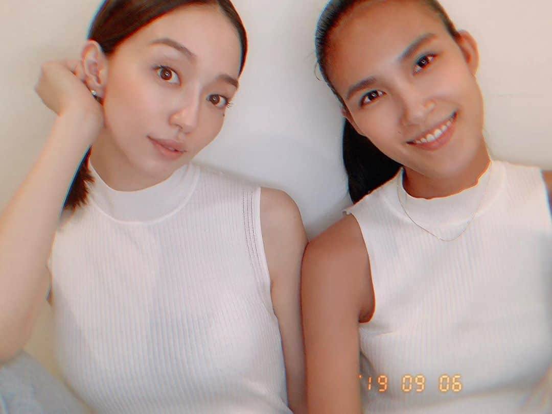 松島花さんのインスタグラム写真 - (松島花Instagram)「: 昨夜は、NYに住んでいるモデル友達 @annakanehara とゴハンしました❤️ 私が13歳、杏奈が14歳の頃にファッションショーの お仕事で出会ってからの仲です👯‍♀️👠 NYに帰る前に会えました✨ : 杏奈はオフィシャルアカウントとは別に アーユルヴェーダをベースにしたセルフケア方法を 紹介している @kitchenpharmacy のアカウントも やっているので皆さん♡よかったらフォロー& チェックしてね〜❣️ : #anna #friend #ayurveda #lastnight #友達 #17年の付き合い」9月7日 10時49分 - hana_matsushima_official