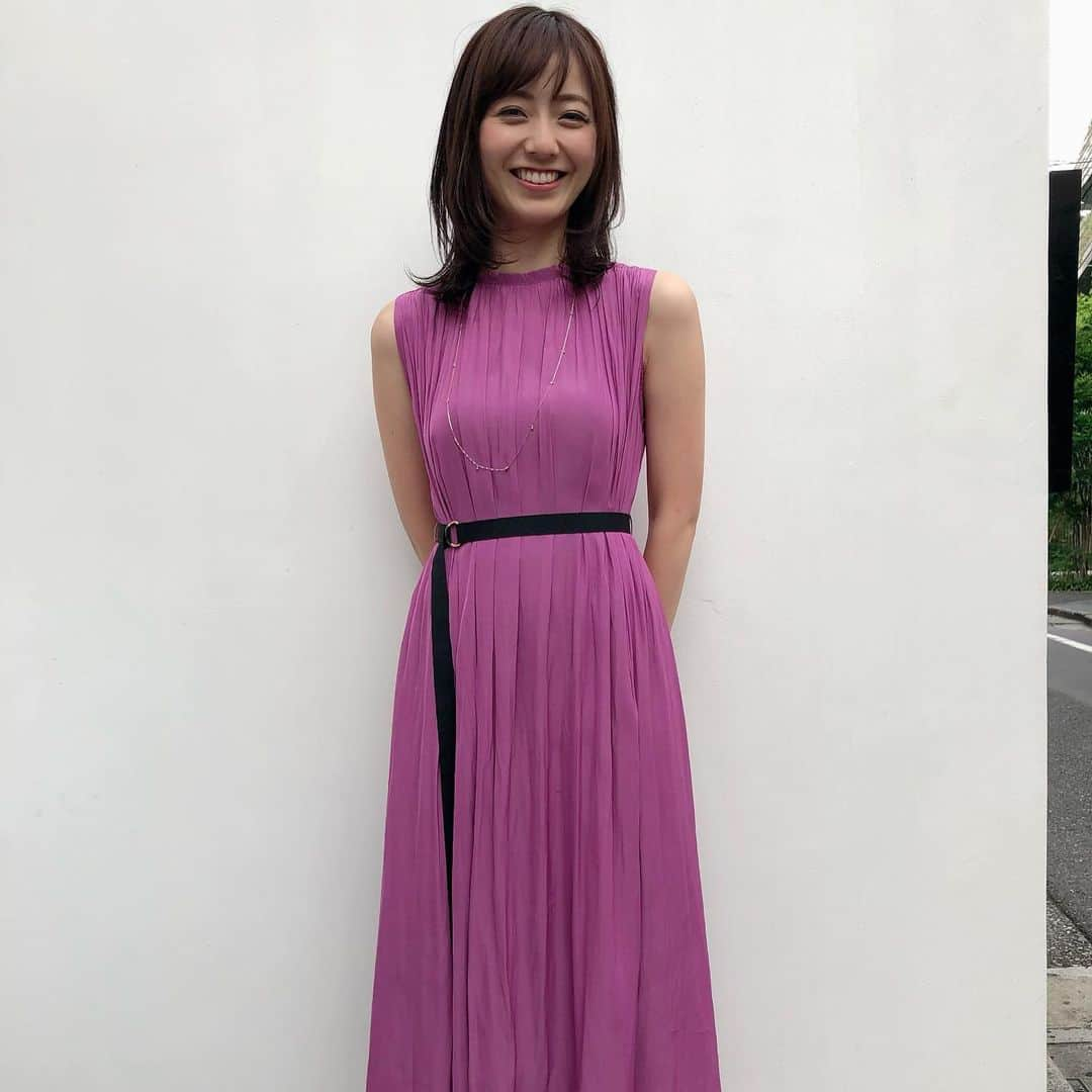 内田嶺衣奈さんのインスタグラム写真 - (内田嶺衣奈Instagram)「昨日もLiveNews αをご覧くださったみなさま ありがとうございました＊  昨日のオンエアで気付いてくださっていた方もいましたが、 髪を切りました✂️ ここまで短くしたのはいつぶりかわからないくらいです！  とても軽くなりました☺️ #ヘアカット」9月7日 11時04分 - reina.uchida