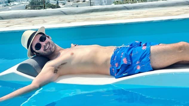 ブレンダン・ロビンソンさんのインスタグラム写真 - (ブレンダン・ロビンソンInstagram)「Livin’ my best life in #Mykonos 😎 . . . #greece #paradise #livingmybestlife #travel #vacation」9月7日 3時45分 - brendanrobinson