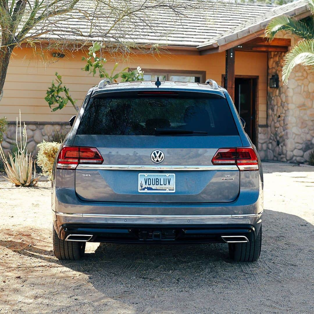 Volkswagen USAさんのインスタグラム写真 - (Volkswagen USAInstagram)「It's not about the destination, it's about how you get there and knowing that everyone can come along for the ride. #VWAtlas」9月7日 5時15分 - vw