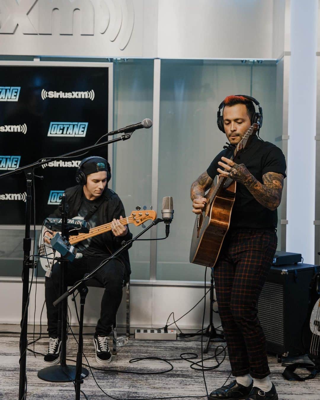 ジャスティン・ヒルズさんのインスタグラム写真 - (ジャスティン・ヒルズInstagram)「Had a blast today with @josemangin on @sxmoctane! Thanks for having us!」9月7日 6時28分 - justinnfjk