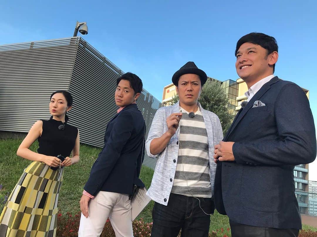 のインスタグラム：「おはようございます！ すっきり青空です！ 今日はスペシャルウィーク！グルメ、絶景、、豪華プレゼントありますよ〜！ おは土みてね！  #おは土#おはよう朝日土曜日です#6ch#ABCテレビ#シャンプーハット#こいで#てつじ#北村真平#八塚彩美」