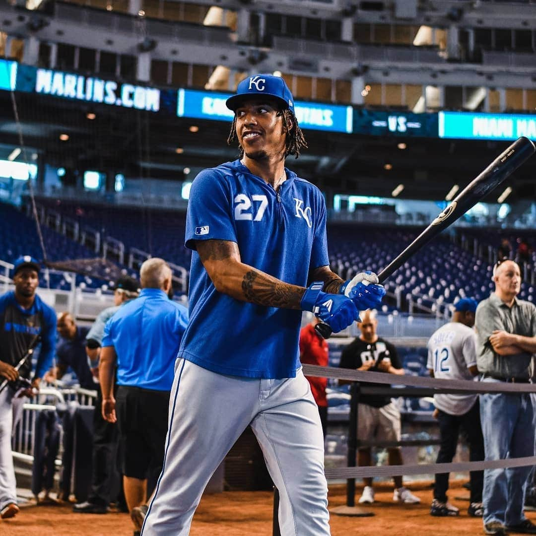 カンザスシティ・ロイヤルズさんのインスタグラム写真 - (カンザスシティ・ロイヤルズInstagram)「We have pics of Mondi smiling and honestly it'd be rude not to post them.」9月7日 7時32分 - kcroyals