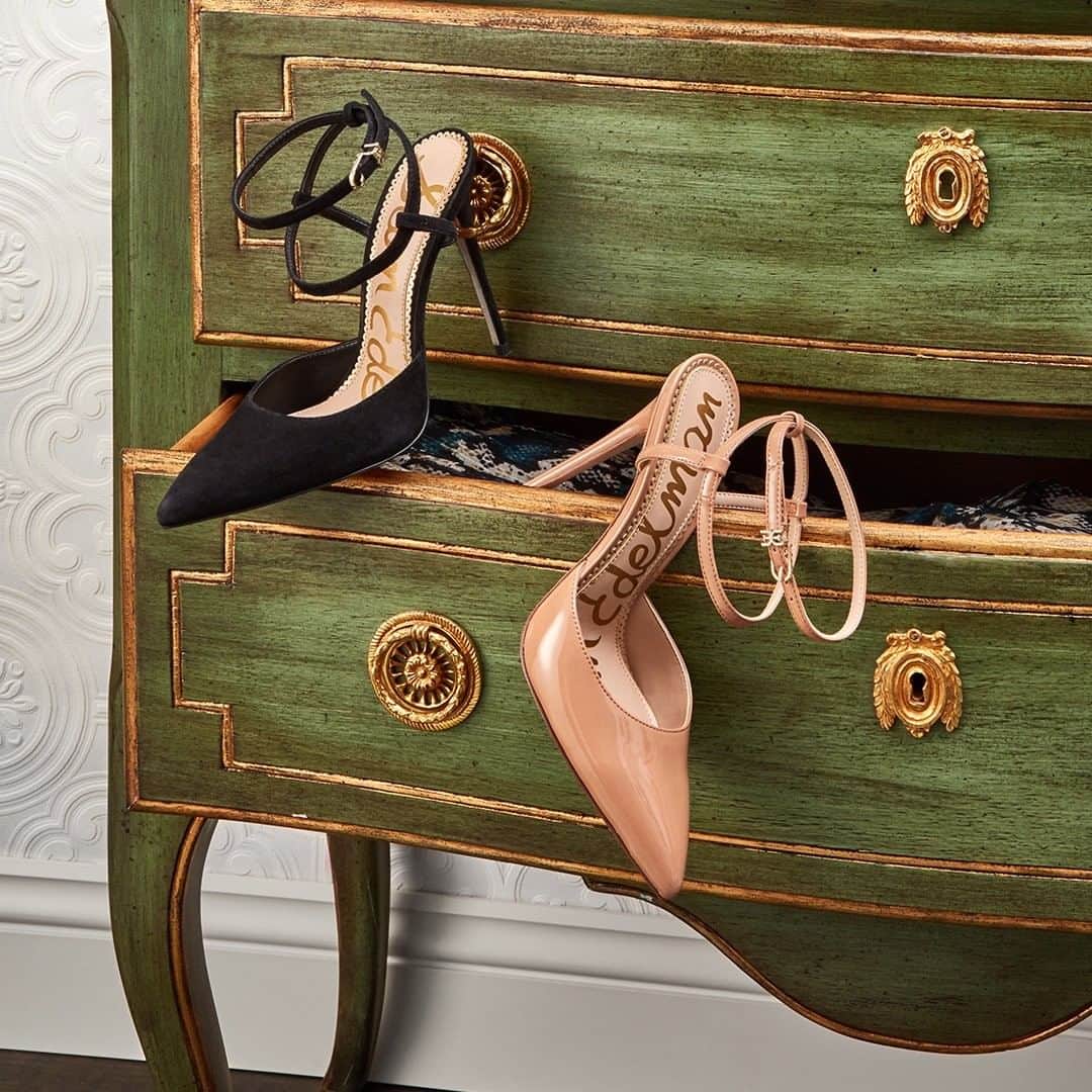 サムエデルマンのインスタグラム：「Polished pumps」