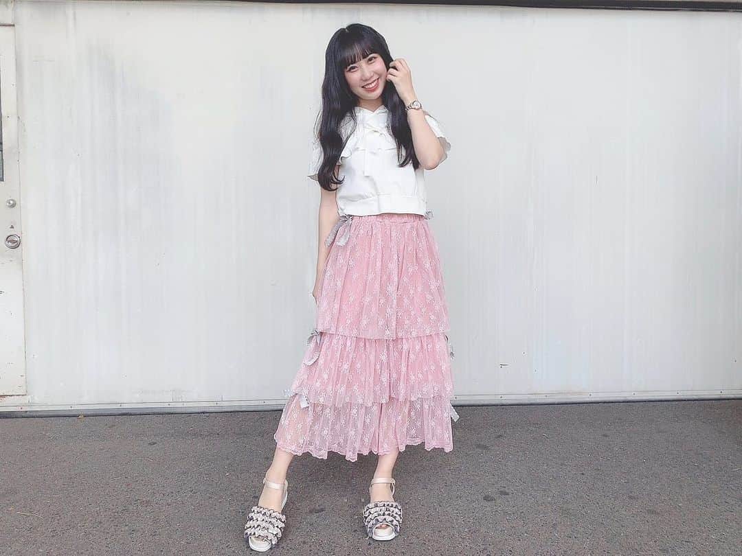 上野遥さんのインスタグラム写真 - (上野遥Instagram)「今日の私服🌦 実は、ズボンなんです〜！ そしてフード＾＾ ・ #ootd #swankiss #lizlisa #merryjenny #姫カット」9月7日 20時51分 - harutan.pink