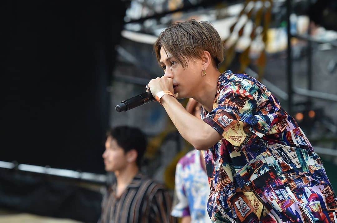 中垣悟のインスタグラム：「SUNSET LIVE 2019にお越し頂いた皆さんありがとうございました🔥 . 毎年参加さしてもろてますが、めちゃめちゃ楽しかったです🔥 新曲もやったんですが、どうでしたか？  @sunsetliveinfo . #FREAK福岡 #sunsetlive #FREAK」