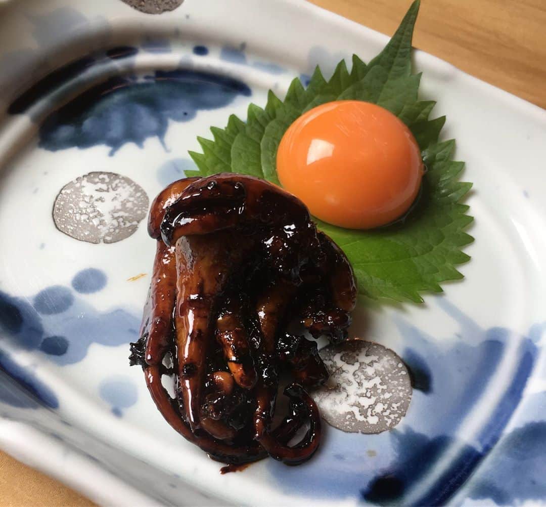 佐藤美樹さんのインスタグラム写真 - (佐藤美樹Instagram)「先週の衣装🍁&とっても美味しかった小田原・友栄の鰻。また食べたい♪ ¨¨¨¨¨¨¨¨¨¨¨¨¨¨¨¨¨¨¨¨¨¨¨¨¨¨¨ 今日のハマナビはご覧頂けましたか？ 栄区の暖かい皆さんとタッチーくんとナビゲートしました💓 ¨¨¨¨¨¨¨¨¨¨¨¨¨¨¨¨¨¨¨¨¨¨¨¨¨¨¨ #衣装  #ヘアメイク  #アクセサリー  #ゆるふあアレンジ  #鰻  #ハマり中  #今は  #明日の予習中  #ご飯食べたけど  #もうお腹空いた  #競馬新聞  #読みながらの  #アイス食べてます  #頑張ります  #フリーアナウンサー  #キャスター  #リポーター  #女子アナ  #佐藤美樹」9月7日 20時25分 - satomiki0224