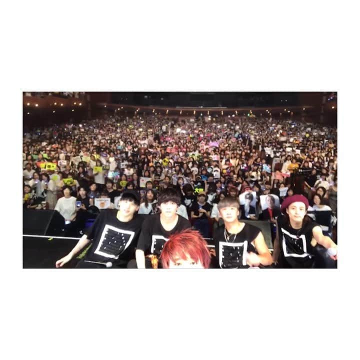 のインスタグラム：「兵庫公演‼︎ ありがとうございました🥩👼 #da_ice #besttour  #兵庫」