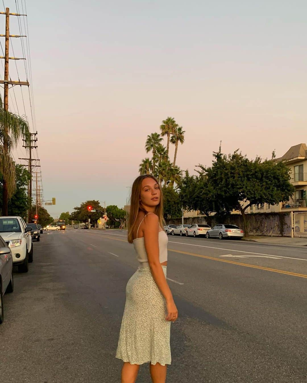 マディー・ジーグラーさんのインスタグラム写真 - (マディー・ジーグラーInstagram)「take me anywhere you wanna go」9月7日 11時47分 - maddieziegler