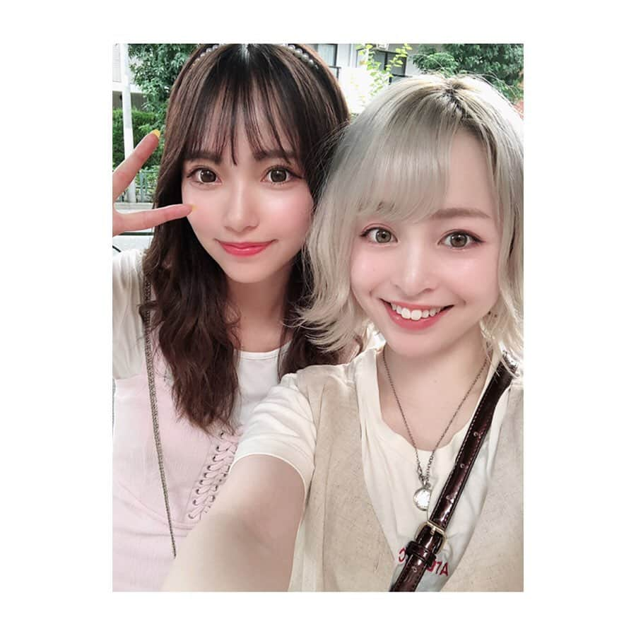 前川琳菜（りなち）さんのインスタグラム写真 - (前川琳菜（りなち）Instagram)「✩‧₊˚ . . 更新遅くなっちゃったけど フリマ来てくれた方ありがとうございました🙇‍♀️❤️✨ . 時間があまりなくて もっとみんなと話したかったなぁ〜😢💭 でも楽しくてあっという間すぎた🥺幸せな時間でした❣️ . 差し入れとかお手紙も本当にありがとう💖💖💖 また早くみんなに会いたいよーう😫❣️ . . #フリマ #フリーマーケット #お洋服 #イベント #撮影会 #お話し会」9月7日 11時58分 - rina__maekawa