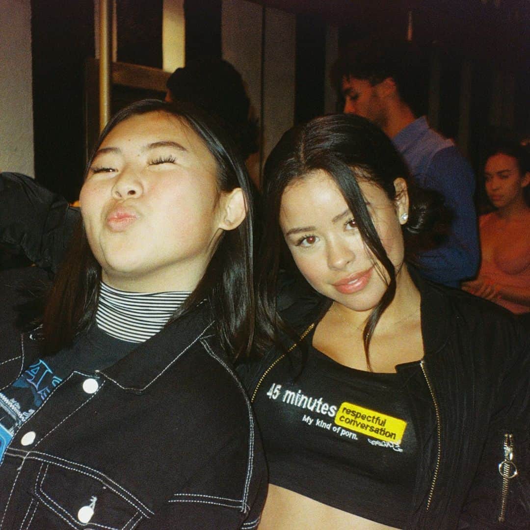 のインスタグラム：「she’s beauty, she’s @graceyuan__, she’s miss......bish i miss ur face😥 📸: @nicolerogerss」