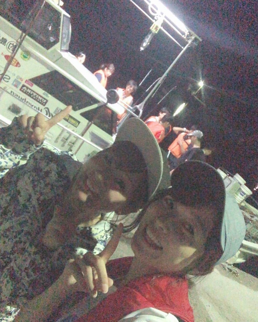 高本采実さんのインスタグラム写真 - (高本采実Instagram)「🦑 (イカ投稿3連チャン失礼します...🦑🎣) . ケンサキパラダイス🤩🧡 途中で魚に食べられて下足で上がってきたイカも...🦑 食物連鎖ですね(*⁰▿⁰*) . 出雲の海は魚豊かで シラスの大群、ダツの稚魚や親子などなど🐟💖 船の光に集まる魚たちが沢山目に見えました(⑅•ᴗ•⑅) この豊かな海に感謝です🙏🏻✨ . . . . . #島根 #出雲 #磯辺丸 #海人丸 #イカメタル #イカ釣り #海釣り #船釣り #オフショア #イカ #ケンサキイカ #釣り #釣り好き #釣りガール #fishinggirl #高本采実 #あやみん #ayamistagram」9月7日 13時44分 - ayami__summer
