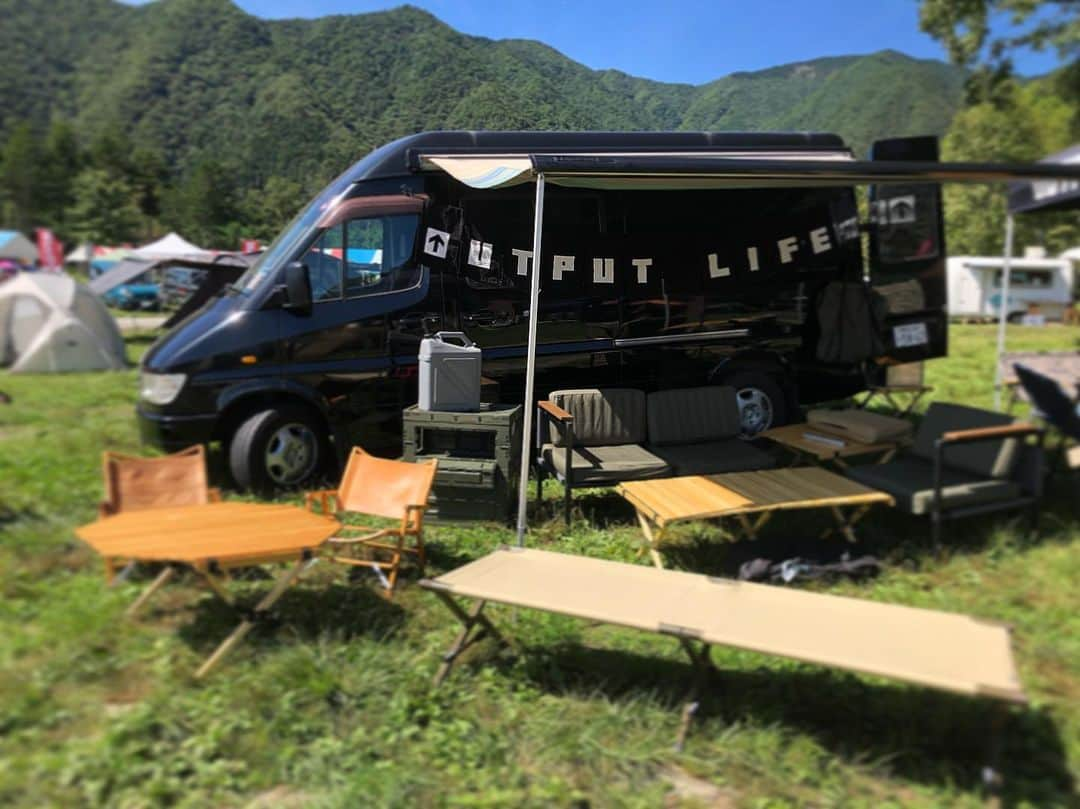 OUTPUT LIFE officialさんのインスタグラム写真 - (OUTPUT LIFE officialInstagram)「. FJ CAMPERS DAY inふもとっぱら . お天気も良く、最高のキャンプ日和ですね🏕 本日は19時まで 明日も15時まで(天候により変わる可能性有) ふもとっぱらで展示・販売してます！ . イベント来場の方のみでなく ふもとっぱらでキャンプしている皆さんも ぜひぜひお越しください☺️ . #fjcampersdays2019  #ふもとっぱら #絶賛出店中 #コラボコットの受注も受付中 #限定生産 #イージーコット #easycot #outputlife #アウトプットライフ #myx #マイクス」9月7日 13時50分 - outputlife_official