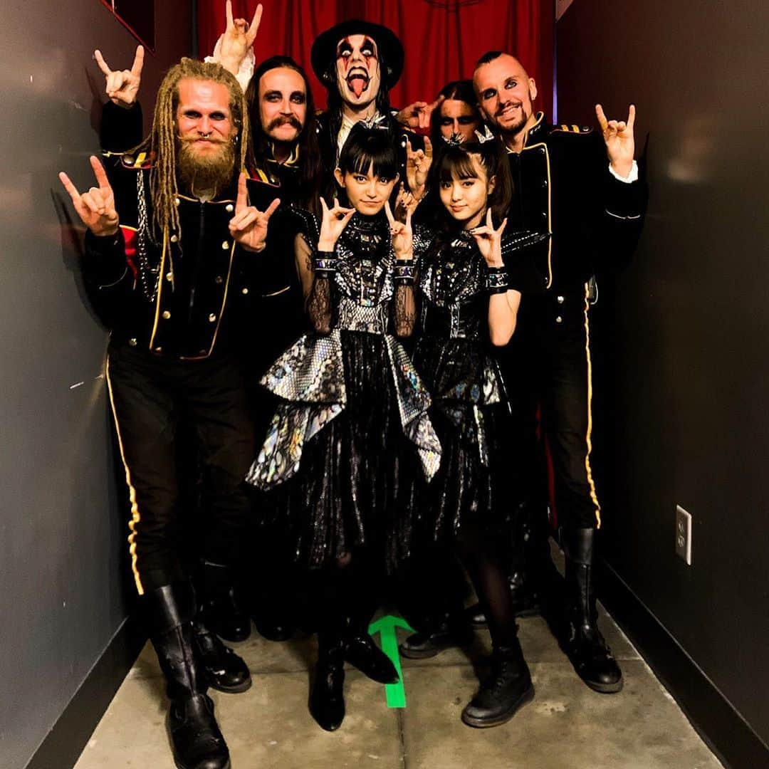 BABYMETALさんのインスタグラム写真 - (BABYMETALInstagram)「Excited to have #AVATAR on tour with us in the US!! #BABYMETAL #METALGALAXY #Worldtour #Atlanta」9月7日 14時16分 - babymetal_official