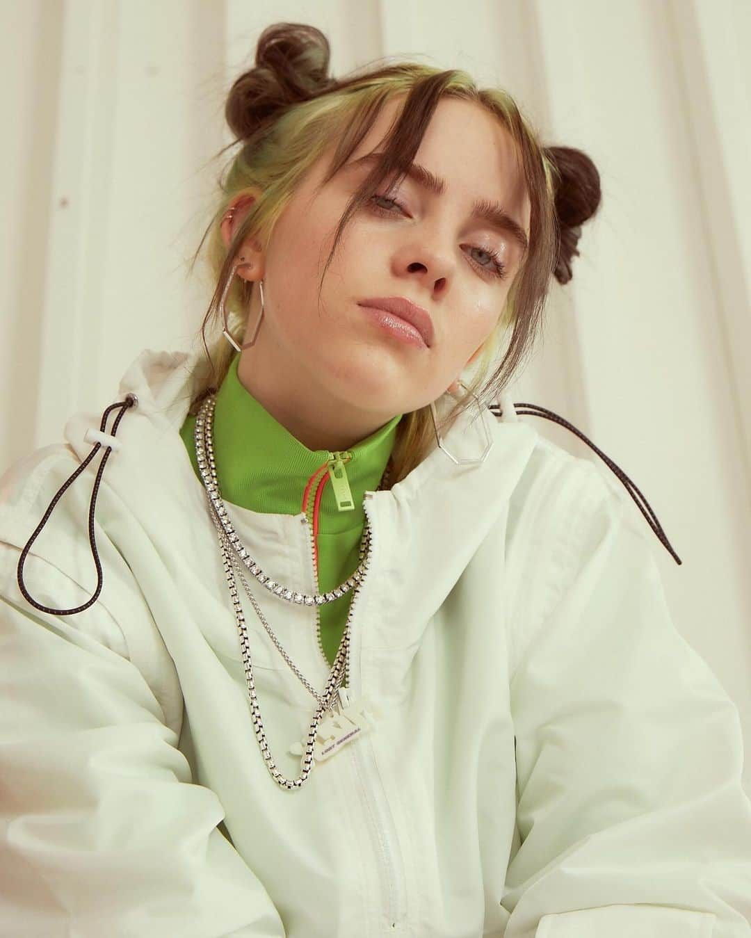 アイスバーグさんのインスタグラム写真 - (アイスバーグInstagram)「Super @billieeilish in #Iceberg1974 on @graziachina | styling by @danielleh_styles pic by @johnjaydavison - Production @tunnelproductioncompany MUA @robrumseymua using @patmcgrathreal Hair @tammyyi using KMS hair」9月7日 15時25分 - iceberg