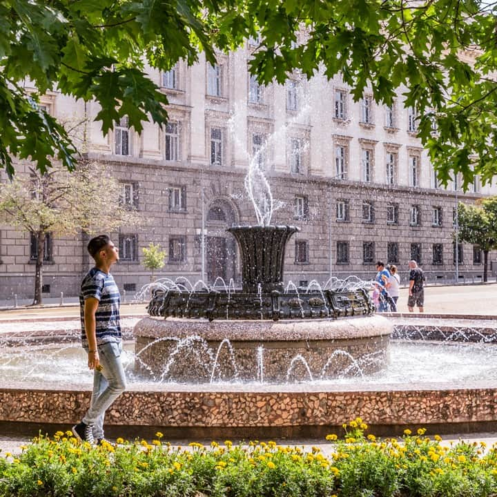 ルフトハンザさんのインスタグラム写真 - (ルフトハンザInstagram)「Small oases in the heart of the city – Sofia has many parks and green areas that invite you to have a little rest. #Lufthansa #CityOfTheMonth #Sofia」9月7日 21時01分 - lufthansa