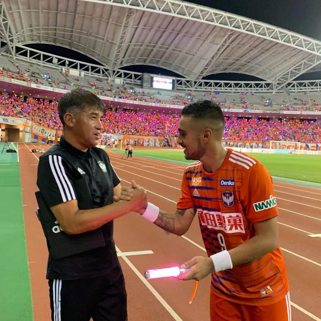 アルビレックス新潟さんのインスタグラム写真 - (アルビレックス新潟Instagram)「勝ったぁ✌️#レオナルド 選手の2ゴール🥅ダバーン🔥🔥 さ！ #プラネタスワン ですよ〜💡💡💡🌈 #albirex」9月7日 21時01分 - albirex_niigata_official