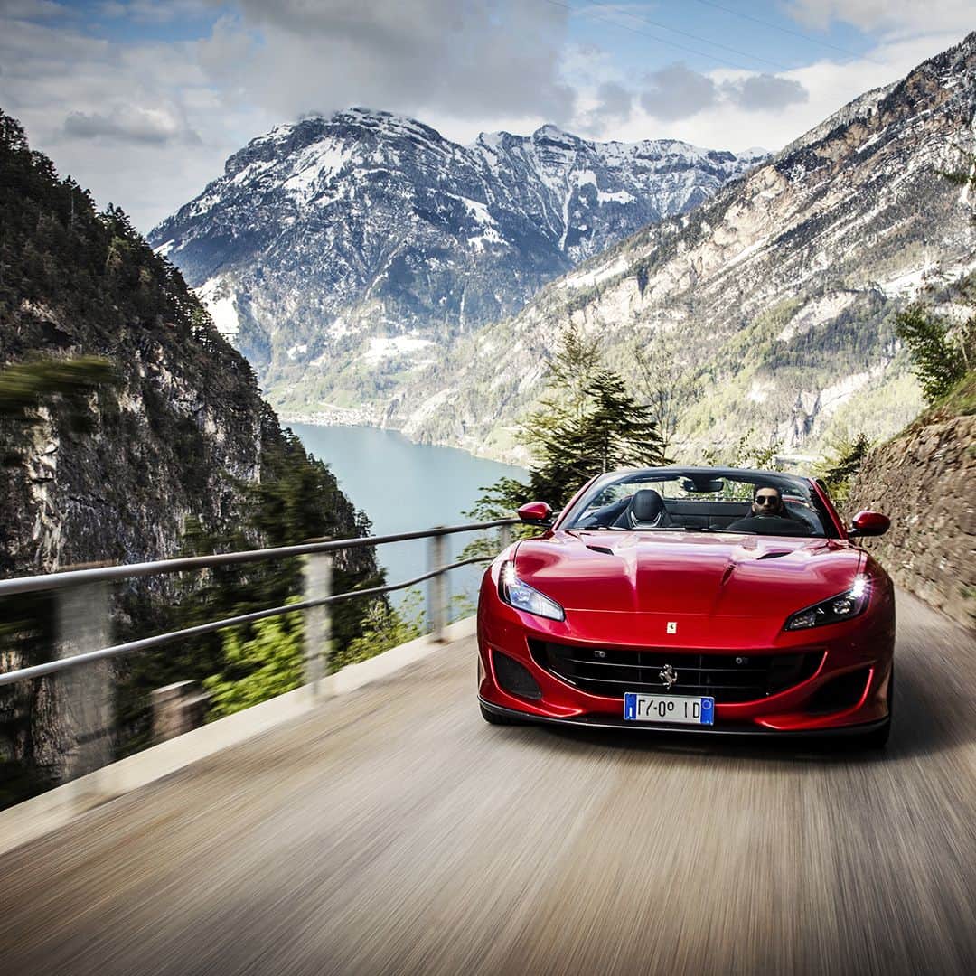 フェラーリさんのインスタグラム写真 - (フェラーリInstagram)「Take a ride through scenic landscapes and experience the #FerrariPortofino’s drop-top breeze and elegant ease. #Ferrari #DrivingFerrari #DreamCar #FerrariExperience #LNNNphotoagency Credits: Lennen Descamps」9月7日 17時00分 - ferrari