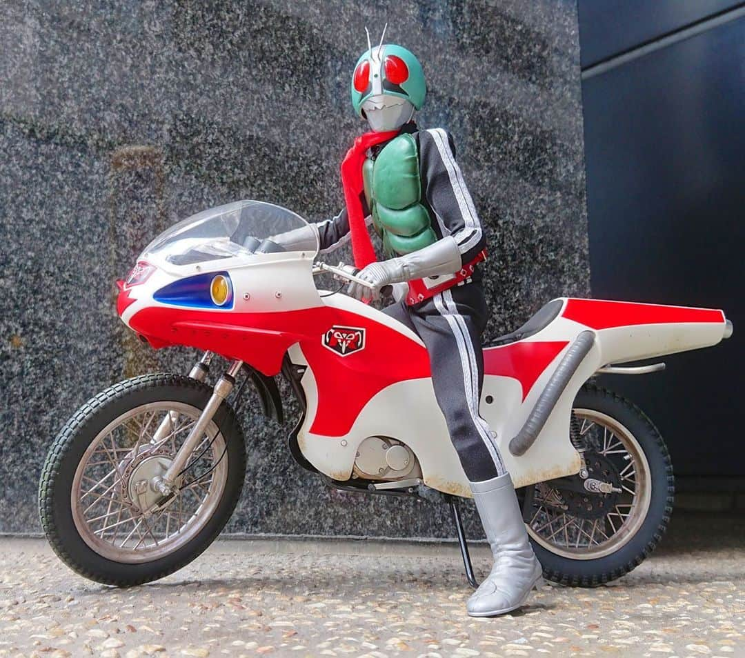 MEDICOM TOYさんのインスタグラム写真 - (MEDICOM TOYInstagram)「🏍💥 ©️ 石森プロ・東映  #kamenrider #maskedrider #cyclone #medicomtoy #仮面ライダービルド #仮面ライダー新1号 #新サイクロン号 #メディコムトイ #石森プロ」9月7日 16時58分 - medicom_toy