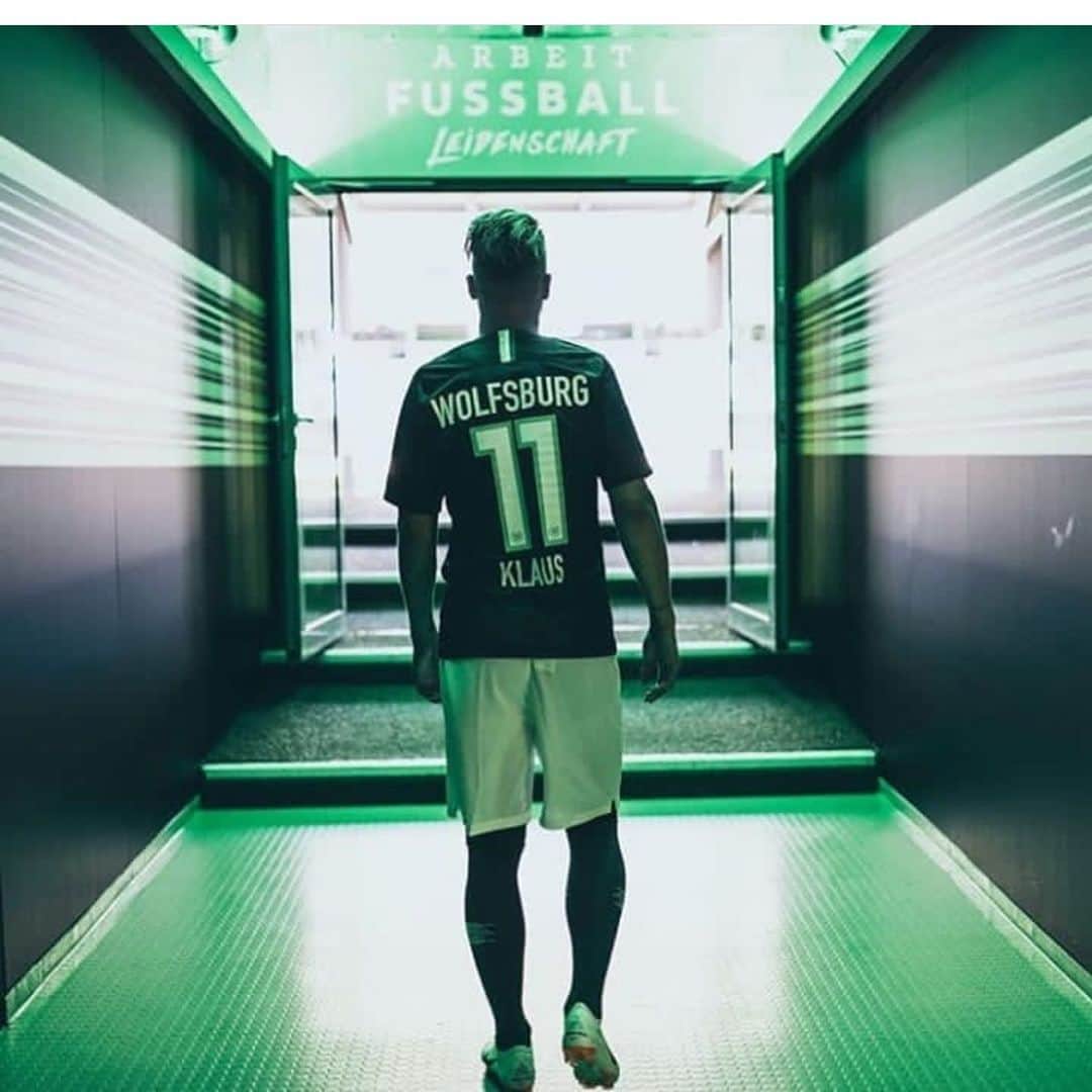 フェリックス・クラウスのインスタグラム：「1️⃣1️⃣」