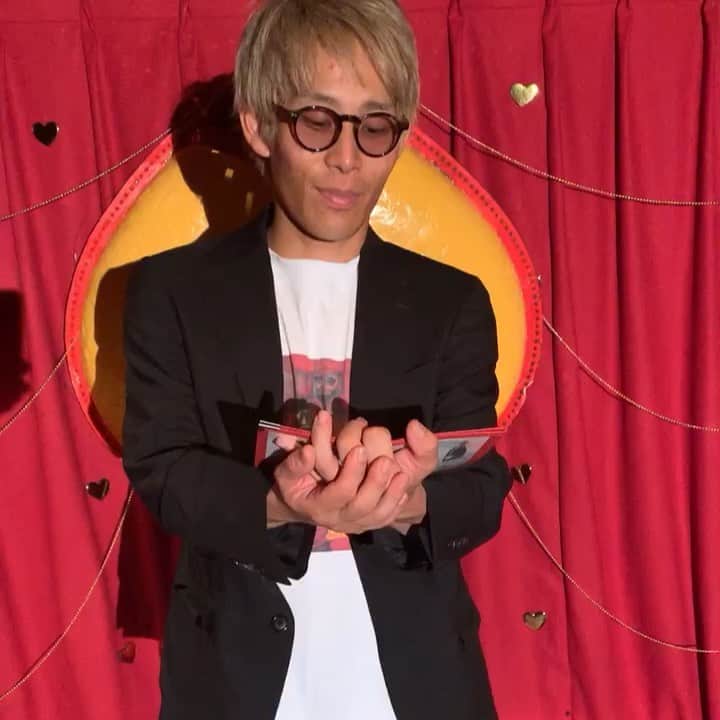 のインスタグラム：「ロンハーの格付けチェックの時のロンブー淳さんの「第8位 カンニング竹山」の感じ #モノマネ #ものまね #ロンハー #ロンブー淳 さん #ウドントミカン #呼んでほしい芸能人の名前募集」