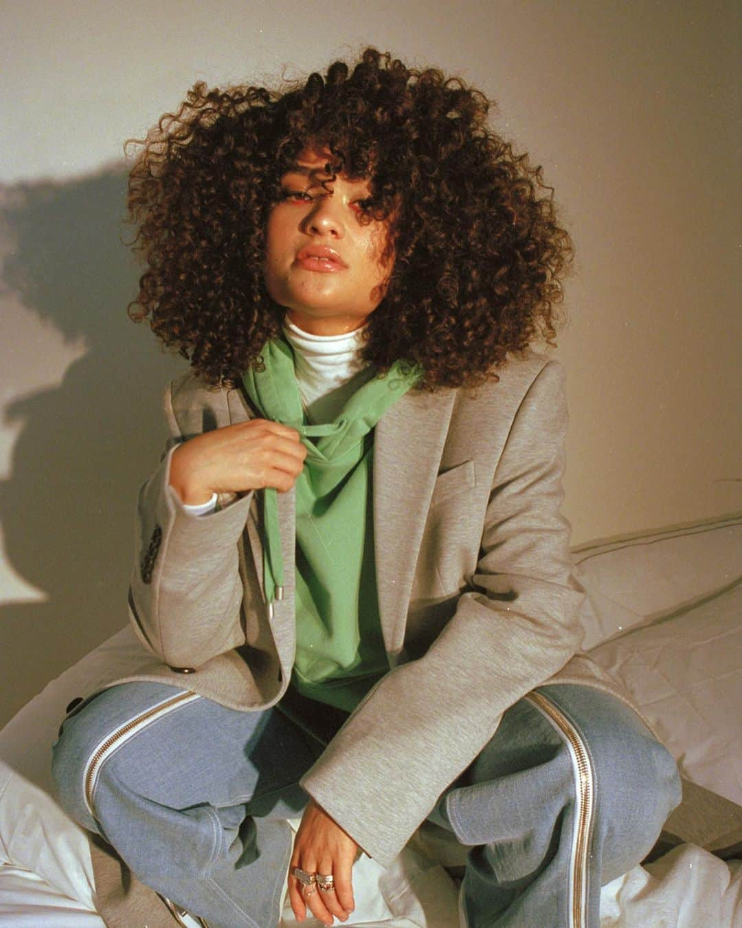 ダイアナ・ヴェラスさんのインスタグラム写真 - (ダイアナ・ヴェラスInstagram)「@fenty x @teenvogue by my beau @phiawilson y’all know how much i love mi riri 💕」9月8日 4時49分 - mynamesdiana